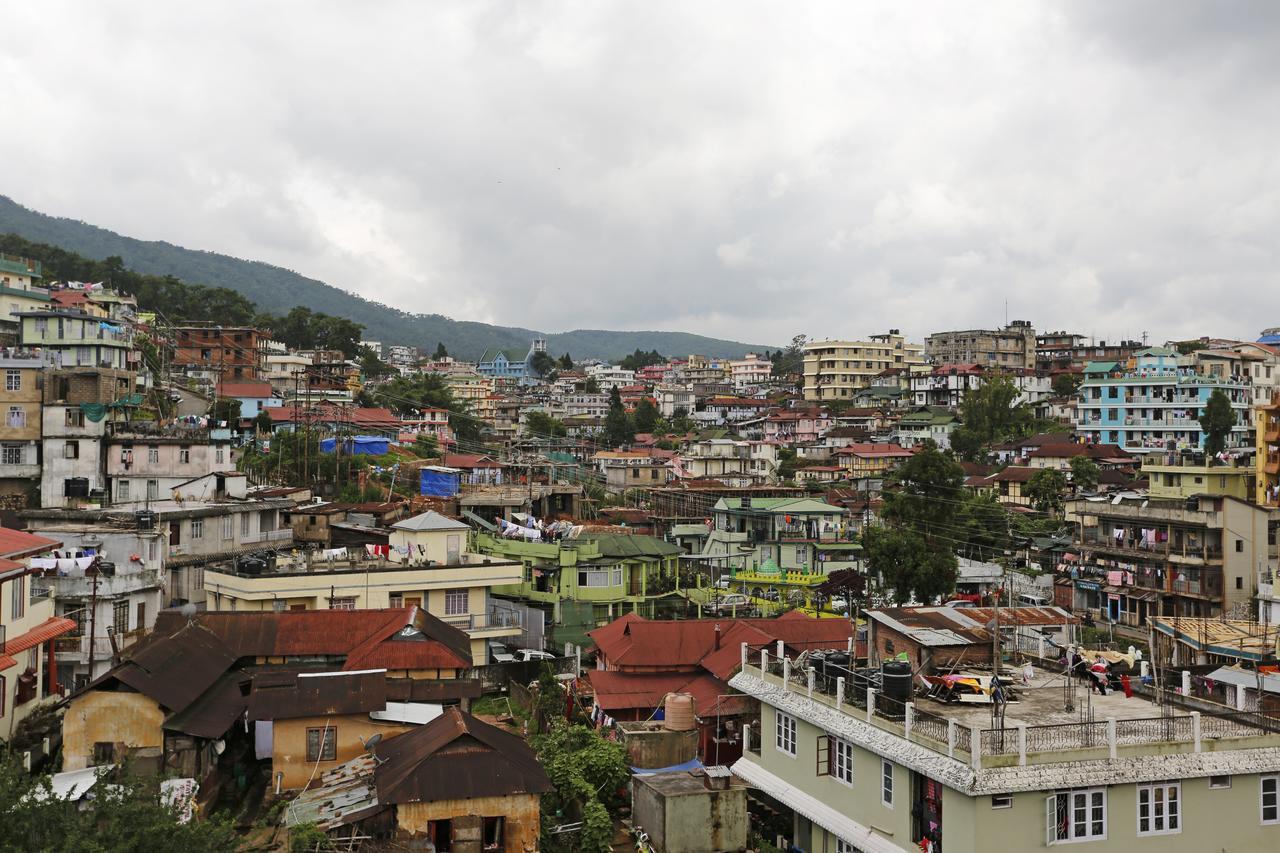 Oyo 2402 Hotel Highwinds Shillong Exterior photo